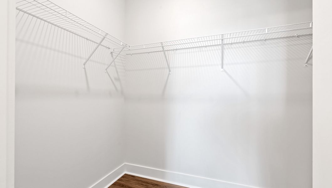 Spacious, unfurnished interior of a new home in Adams Glen, Greenville (Image 23).