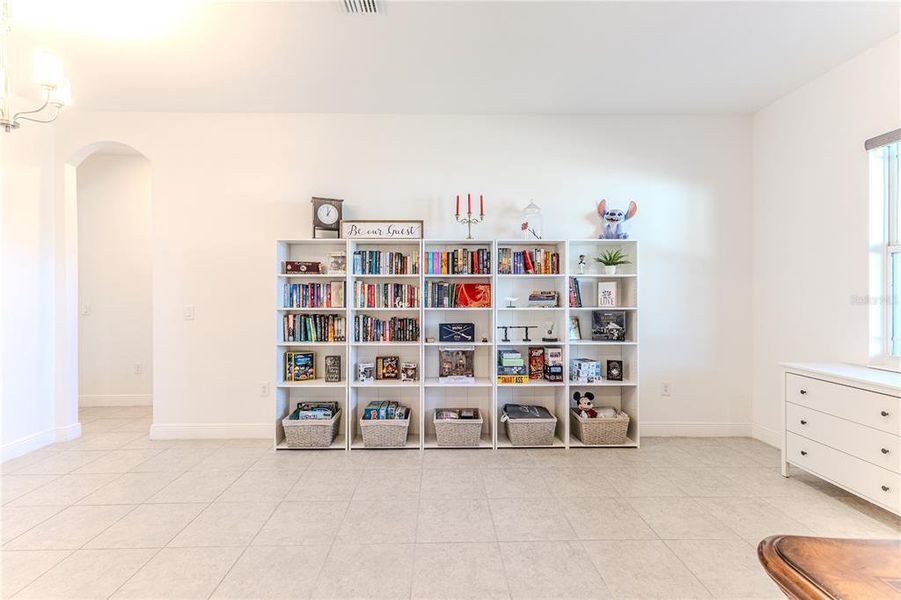 Image 49 of a home in Whiting Estates.