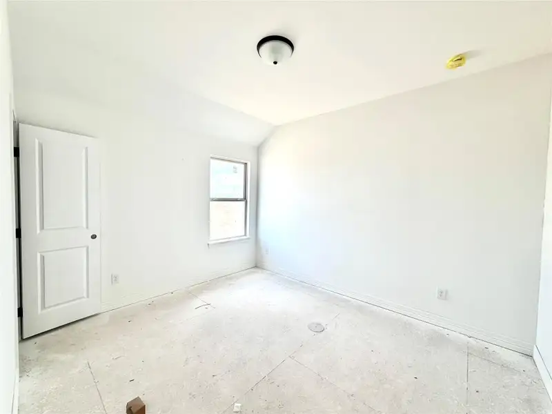 Image 30 of a home in Cedar Pointe.