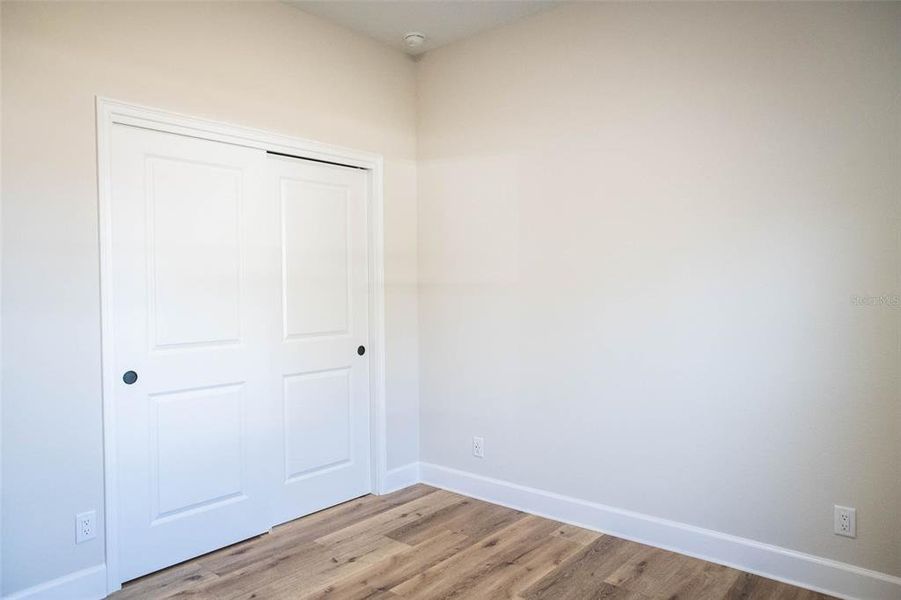 Spacious, unfurnished interior of a new home in , Weeki Wachee (Image 19).