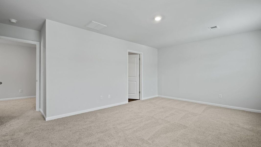 Spacious, unfurnished interior of a new home in Pine Hills at Cane Bay, Summerville (Image 22). Spacious, unfurnished interior of a new home in Pine Hills at Cane Bay, Summerville (Image 22).
