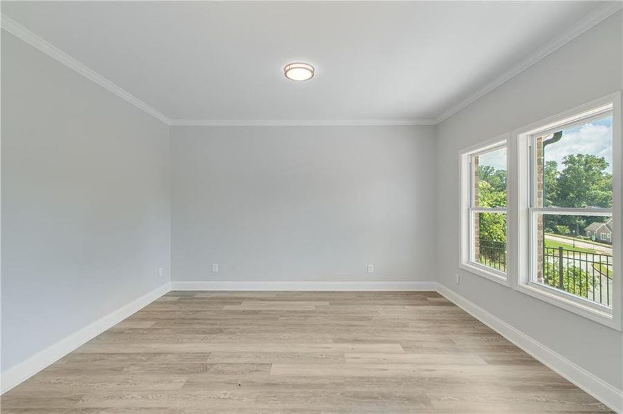 Spacious, unfurnished interior of a new home in , Gainesville (Image 36).