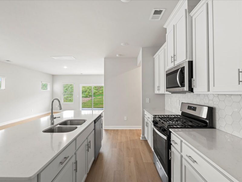 Welcome to the Paisley floorplan at The Farm at Wells Creek - Heritage Collection. Welcome to the Paisley floorplan at The Farm at Wells Creek - Heritage Collection.