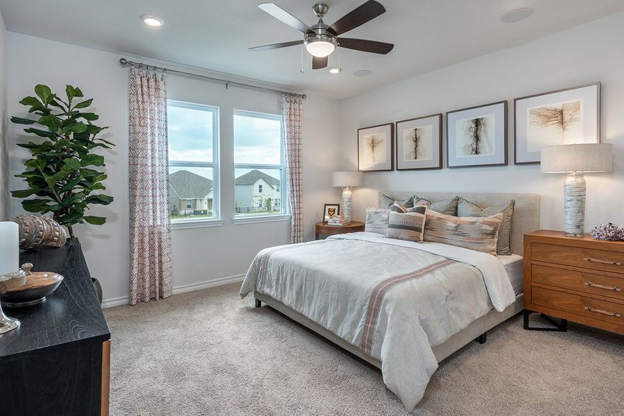 Furnished interior view inside a new home in Longview, Del Valle (Image 4).