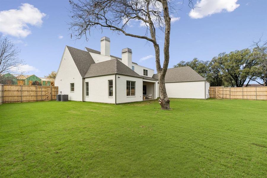 Exterior details and patio area of a home in , Dallas (Image 26).