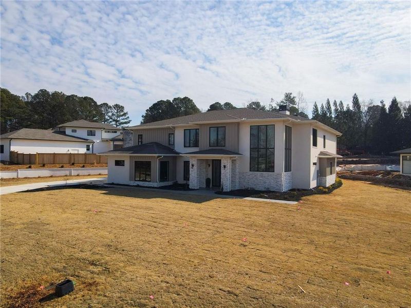 Exterior details and patio area of a home in , Suwanee (Image 33).