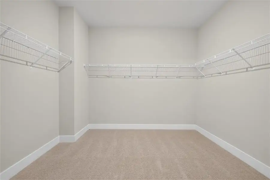 Spacious, unfurnished interior of a new home in , Gainesville (Image 54).