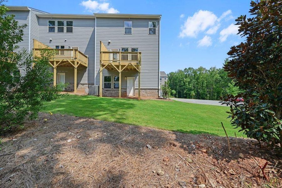 Front exterior of a new home in Hampton Trace, Marietta, GA, highlighting curb appeal (Image 2).