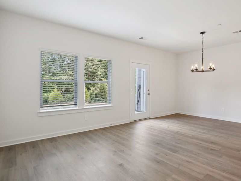 Spacious, unfurnished interior of a new home in Cedarcrest Townhomes, Fairview (Image 8).