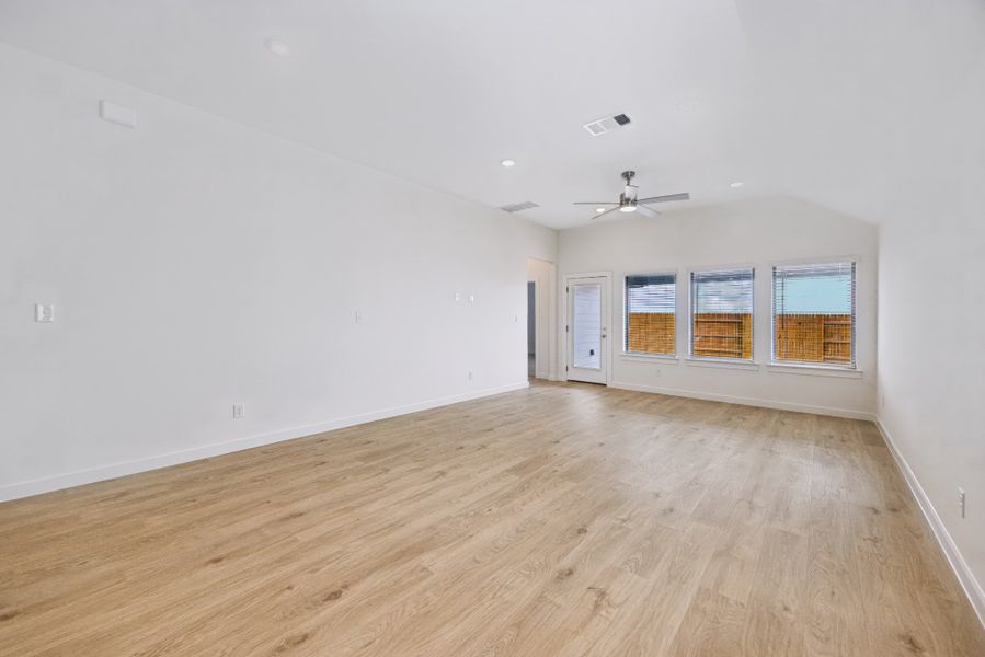 Spacious, unfurnished interior of a new home in Prairie Winds, Hutto (Image 24). Spacious, unfurnished interior of a new home in Prairie Winds, Hutto (Image 24).