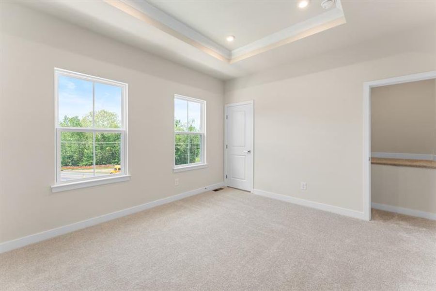 Spacious, unfurnished interior of a new home in Stowe Branch Townhomes, Charlotte (Image 13).