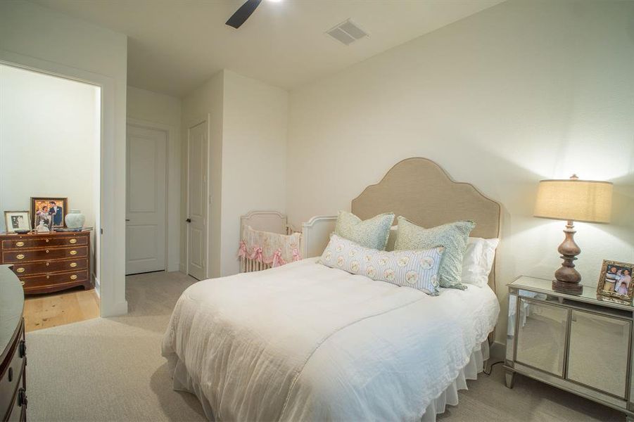 Furnished interior view inside a new home in The Homestead - 62', Rockwall (Image 26). Furnished interior view inside a new home in The Homestead - 62', Rockwall (Image 26).