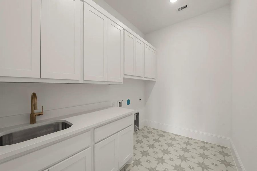 Sydney E Laundry room