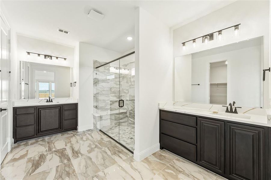 Furnished interior view inside a new home in Glenbrook, Red Oak (Image 9).