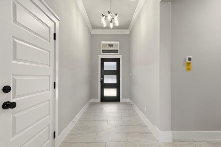 Spacious, unfurnished interior of a new home in , Wimberley (Image 18).