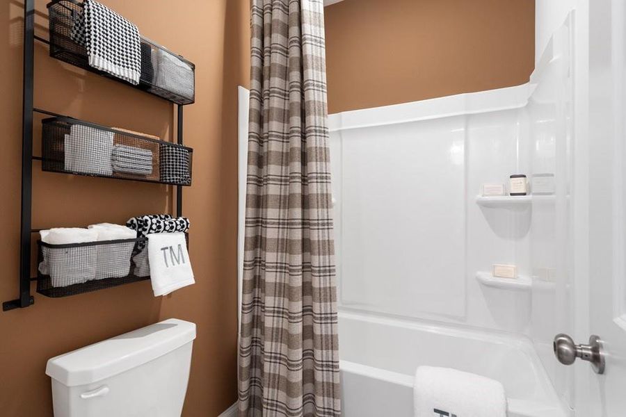 Furnished interior view inside a new home in Auburn Glen, Dacula (Image 25).