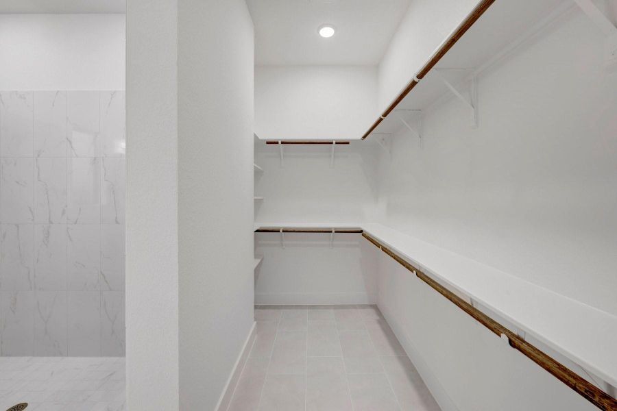 Spacious, unfurnished interior of a new home in The Highlands - Grove Collection, Porter (Image 22).