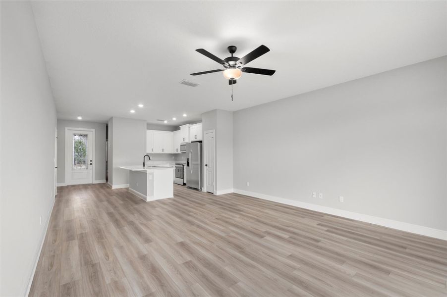 Spacious, unfurnished interior of a new home in Celebration Pointe, Fort Pierce (Image 15). Spacious, unfurnished interior of a new home in Celebration Pointe, Fort Pierce (Image 15).