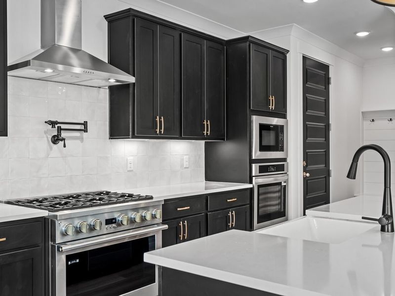 Furnished interior view inside a new home in Shelton Square, Murfreesboro (Image 14). Furnished interior view inside a new home in Shelton Square, Murfreesboro (Image 14).