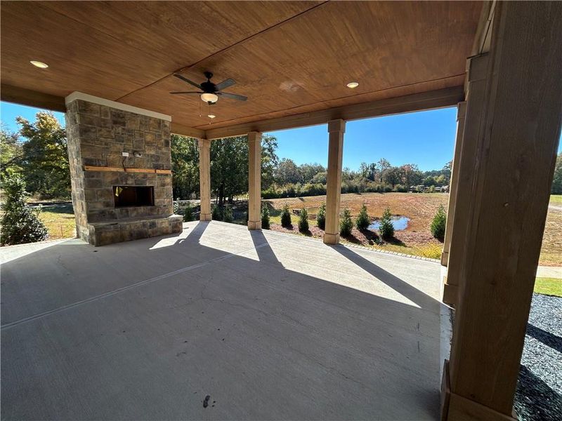Exterior details and patio area of a home in Trove, Watkinsville (Image 2).