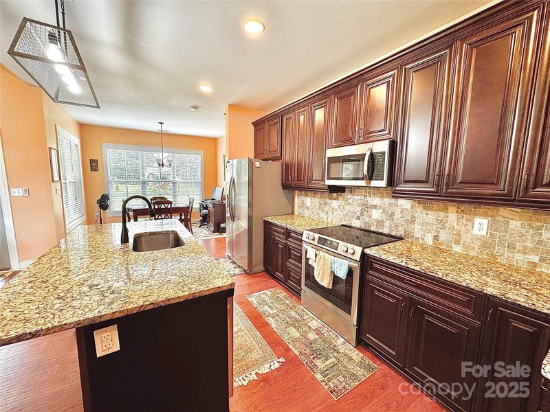 Furnished interior view inside a new home in , Kings Mountain (Image 10).