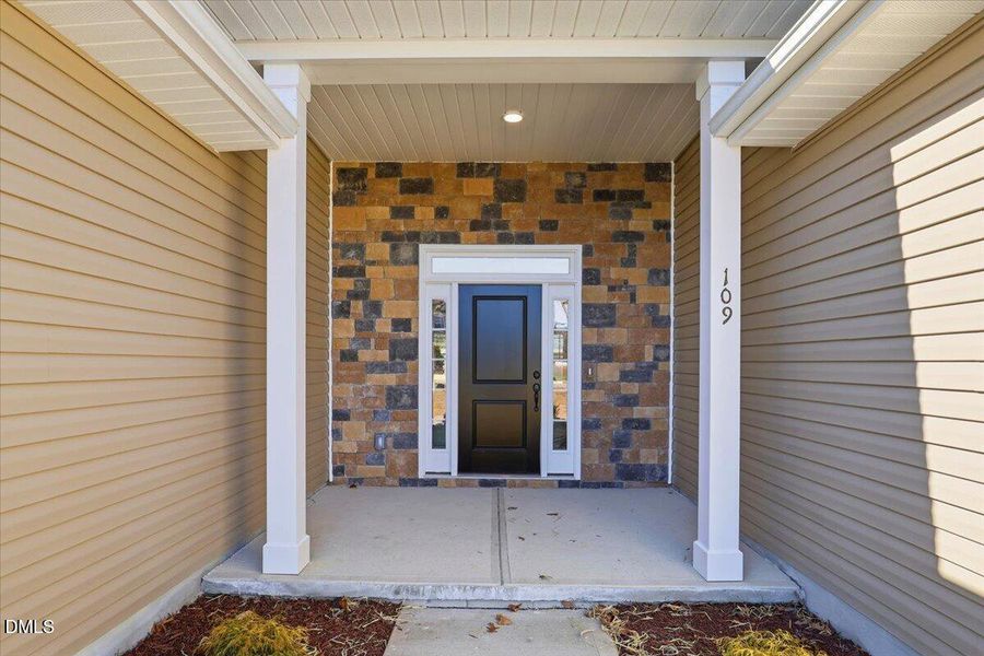 04-109 Manchester Ct-4