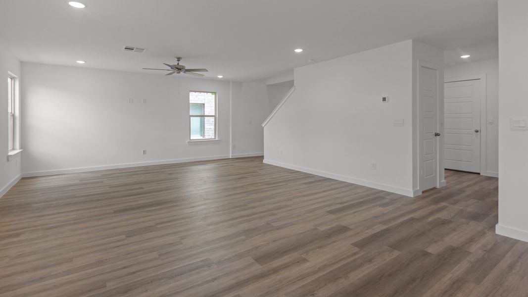 Representative unfurnished interior of a home built from the The Jayde by D.R. Horton in Overlook West, Wolfforth (Image 13). Representative unfurnished interior of a home built from the The Jayde by D.R. Horton in Overlook West, Wolfforth (Image 13).