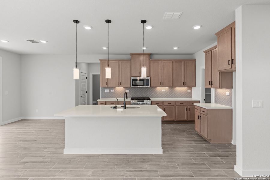 Furnished interior view inside a new home in Weltner Farms 50’s, New Braunfels (Image 12).