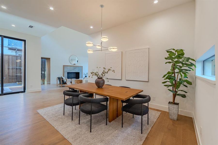Furnished interior view inside a new home in , Dallas (Image 5).