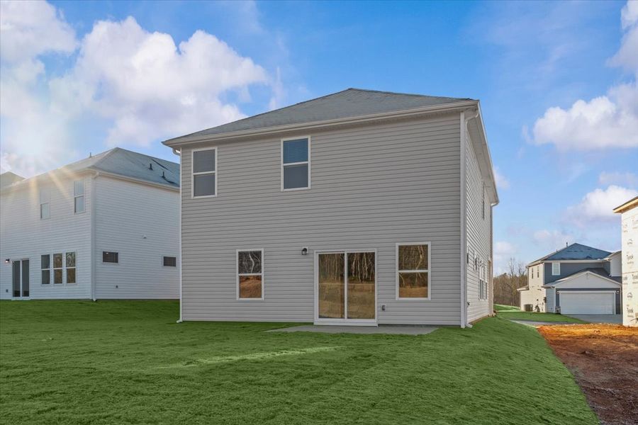 Exterior details and patio area of a home in Creek Ridge - Heritage Collection, Spartanburg (Image 3).