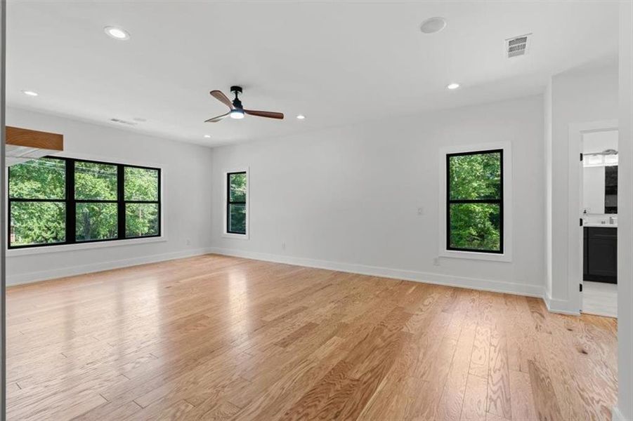Spacious, unfurnished interior of a new home in , Acworth (Image 56). Spacious, unfurnished interior of a new home in , Acworth (Image 56).