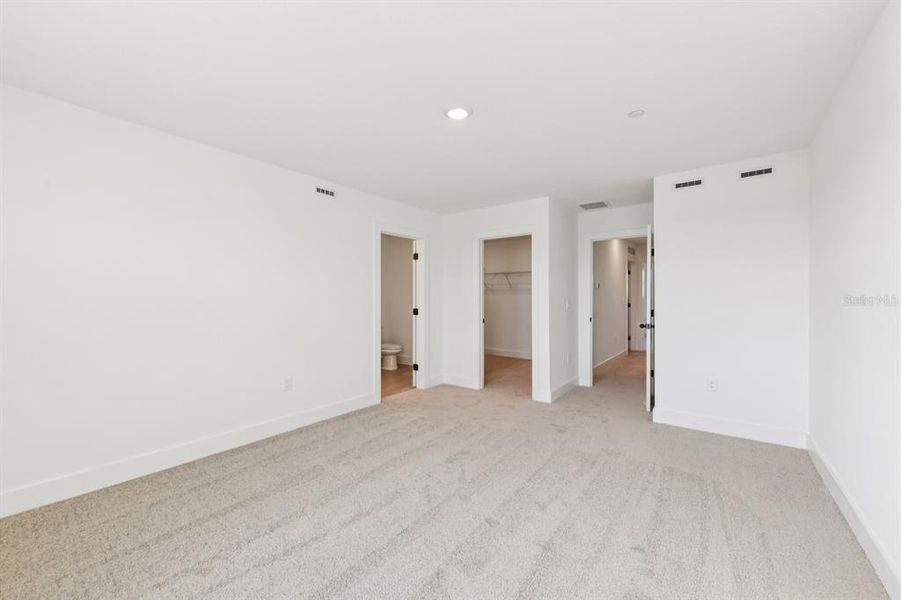 Spacious, unfurnished interior of a new home in Parkview at Hamlin, Winter Garden (Image 28). Spacious, unfurnished interior of a new home in Parkview at Hamlin, Winter Garden (Image 28).