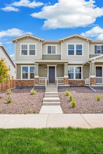 Image 26 of a home in Turnberry Villas.