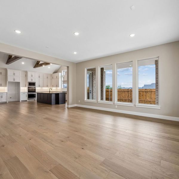 Spacious, unfurnished interior of a new home in Mustang Lakes, Celina (Image 60).