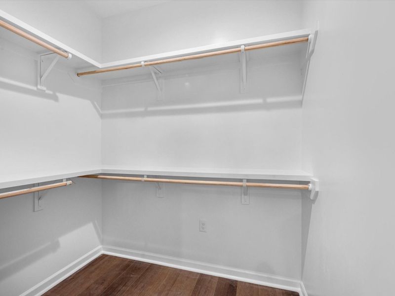 Spacious, unfurnished interior of a new home in , Brookeland (Image 25).