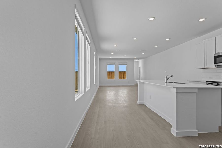 Spacious, unfurnished interior of a new home in Juniper Ranch, Spring Branch (Image 21).