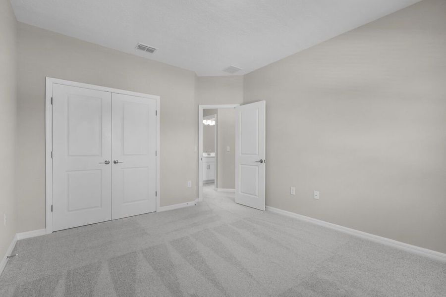 Spacious, unfurnished interior of a new home in Cherry Elm at SilverLeaf, St. Augustine (Image 14).