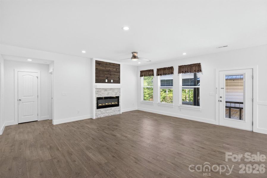 Spacious, unfurnished interior of a new home in , Cowpens (Image 38). Spacious, unfurnished interior of a new home in , Cowpens (Image 38).