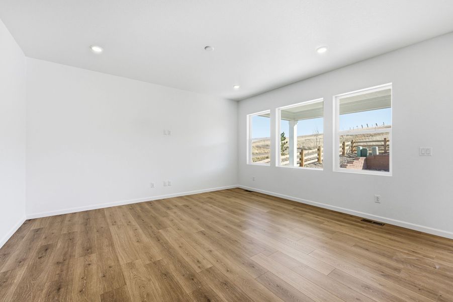 Spacious, unfurnished interior of a new home in Trailstone, Arvada (Image 16). Spacious, unfurnished interior of a new home in Trailstone, Arvada (Image 16).