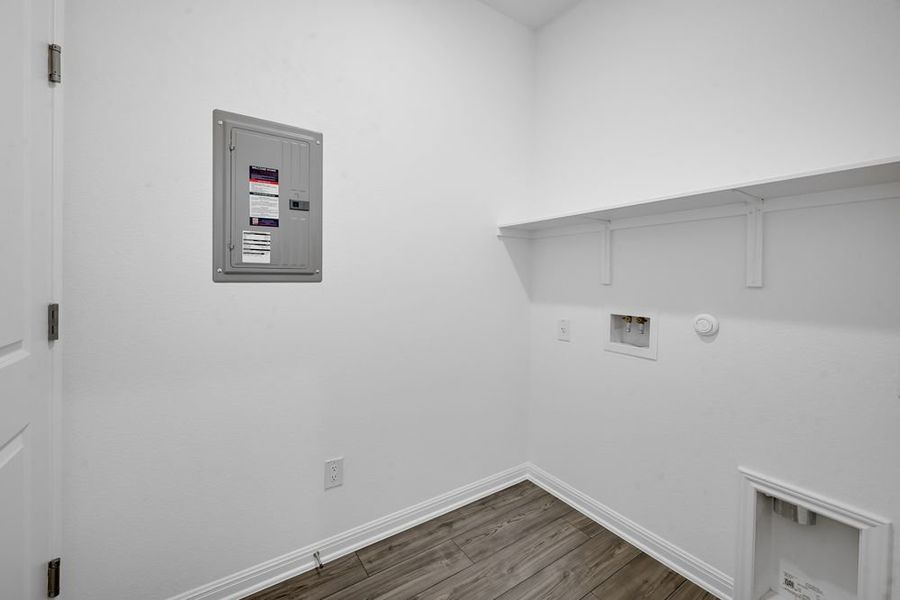 Spacious, unfurnished interior of a new home in Emory Crossing 40s, Hutto (Image 14). Spacious, unfurnished interior of a new home in Emory Crossing 40s, Hutto (Image 14).