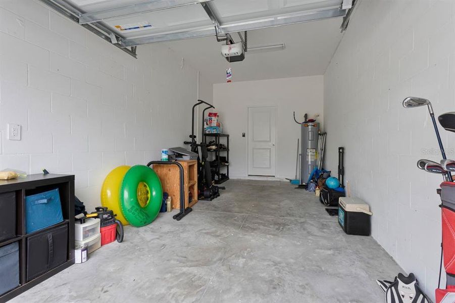 Spacious, unfurnished interior of a new home in , Land O' Lakes (Image 20). Spacious, unfurnished interior of a new home in , Land O' Lakes (Image 20).