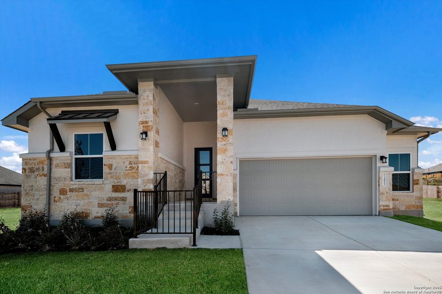 Exterior details and patio area of a home in Meyer Ranch, New Braunfels (Image 20). Exterior details and patio area of a home in Meyer Ranch, New Braunfels (Image 20).
