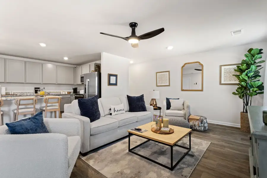 New Home in Fountain Inn, SC.  - Slide 10