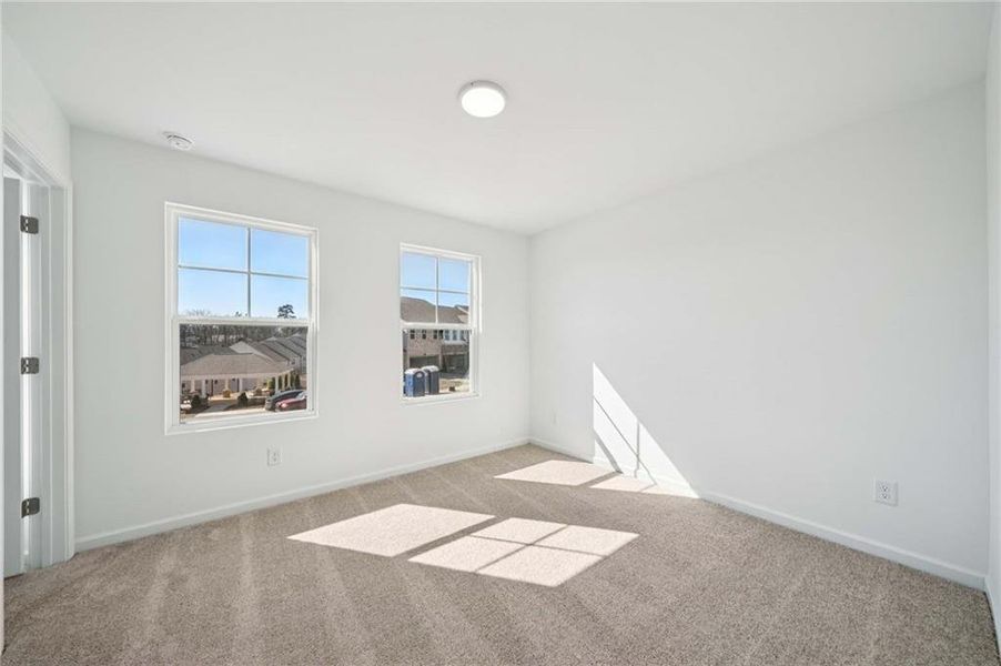Spacious, unfurnished interior of a new home in Leydenview, Mableton (Image 19).