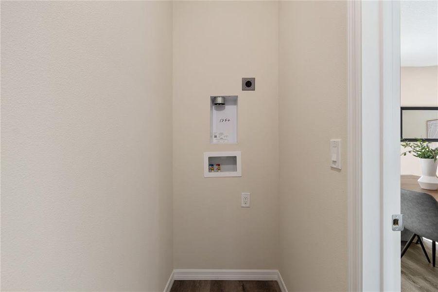Spacious, unfurnished interior of a new home in , Tampa (Image 18).