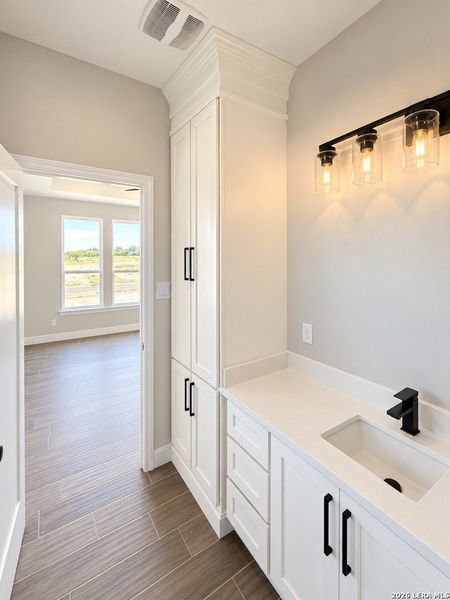 Furnished interior view inside a new home in , Eagle Pass (Image 14).