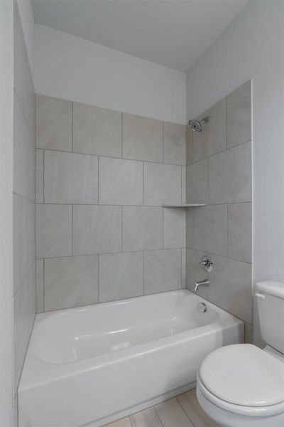 Furnished interior view inside a new home in Morningstar, Georgetown (Image 6).