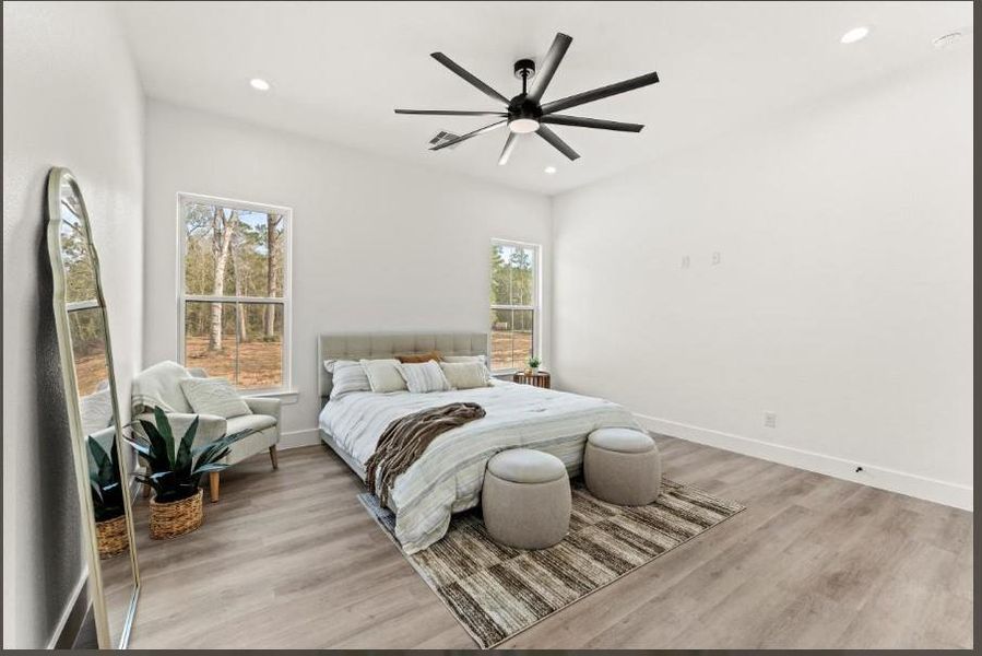Furnished interior view inside a new home in , Conroe (Image 9).