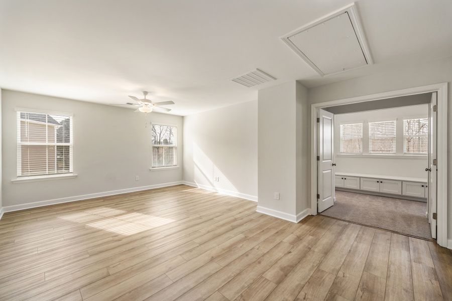 Spacious, unfurnished interior of a new home in Parris Meadows, Chesnee (Image 32). Spacious, unfurnished interior of a new home in Parris Meadows, Chesnee (Image 32).