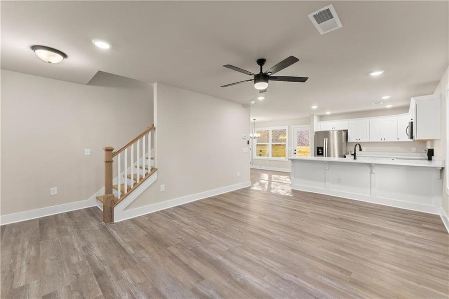 Spacious, unfurnished interior of a new home in , Gainesville (Image 23).